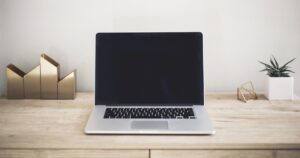 Apple MacBook Pro M5 2026 – kas uus kiip õigustab 2500€ hinda Eestis?