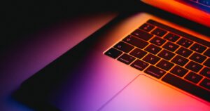 Apple MacBook Air M5 2026 ülevaade: 15-tolline ekraan, 18 tundi akut – kas parim valik üliõpilasele?