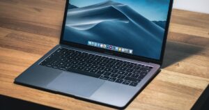 Samsung Galaxy Book5 Pro 360 ülevaade 2026: kas 16-tolline AMOLED ja Intel Lunar Lake on Eesti parim tööjaam?